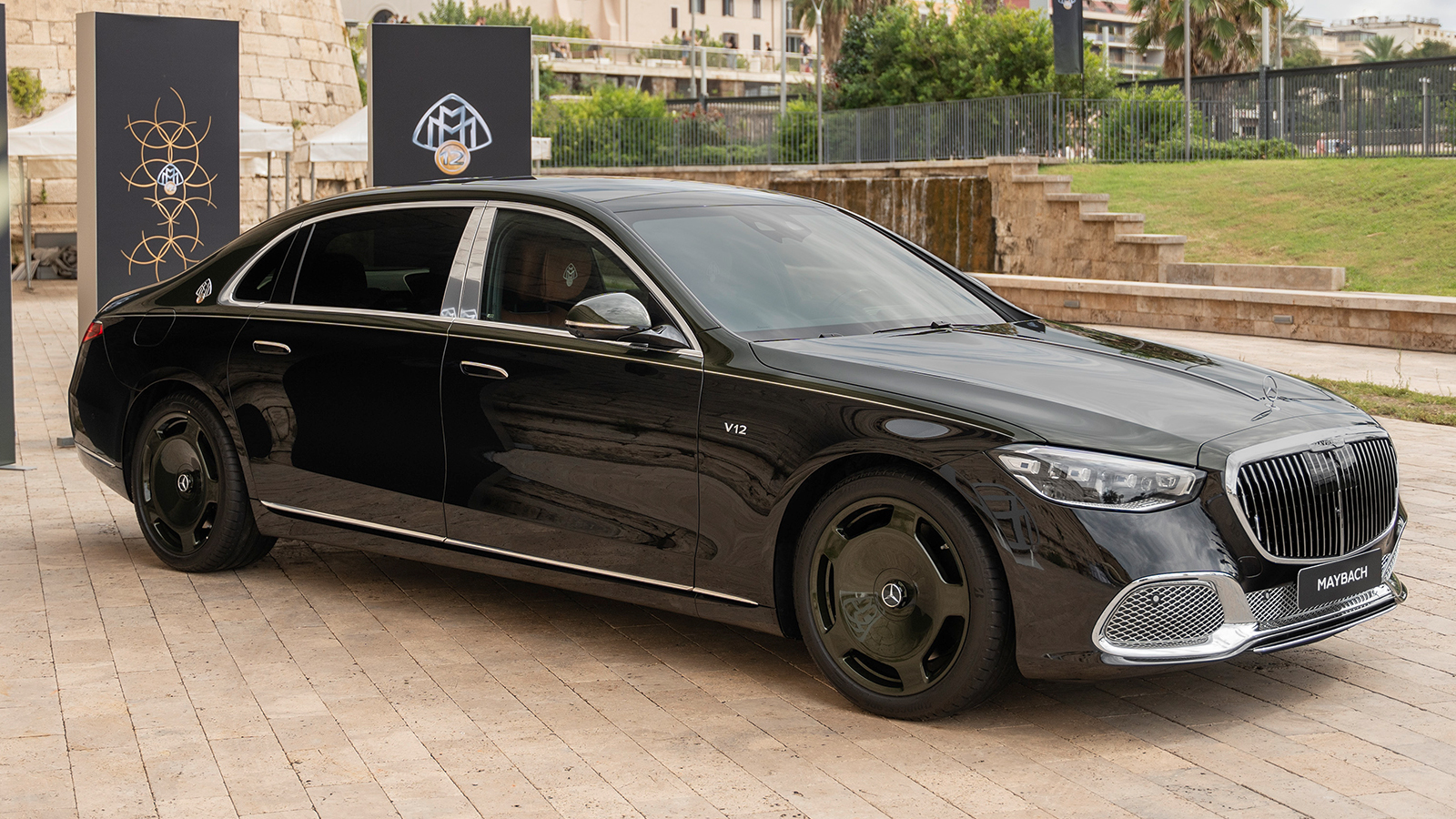 Ντεμπούτο για την Mercedes-Maybach V12 Edition!